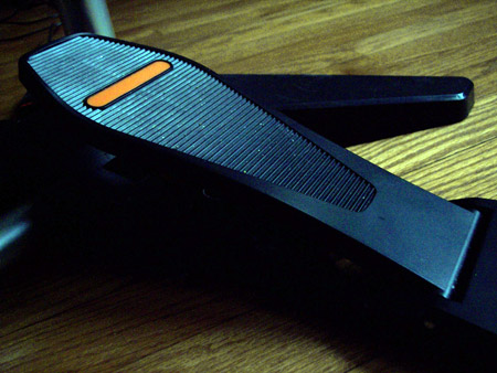 rock_band_kick_pedal_1